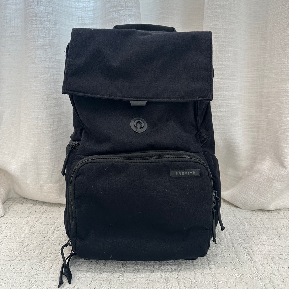 Brevité Runner Camera Backpack - image 1